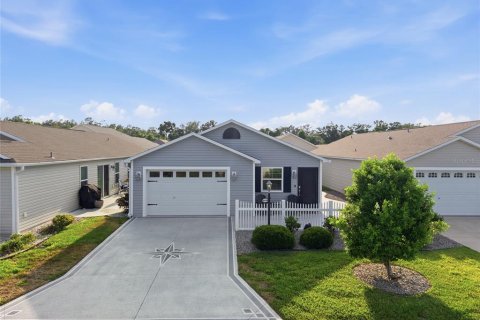 House in The Villages, Florida 2 bedrooms, 116.87 sq.m. № 2093056 - photo 2