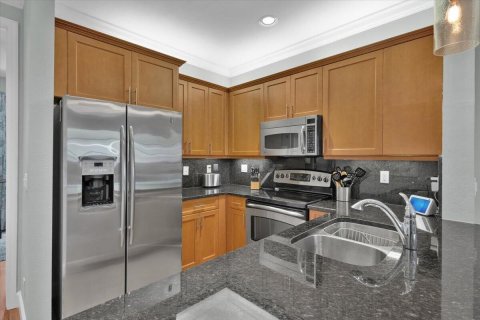 Townhouse in St. Lucie, Florida 3 bedrooms, 140.93 sq.m. № 2187483 - photo 17