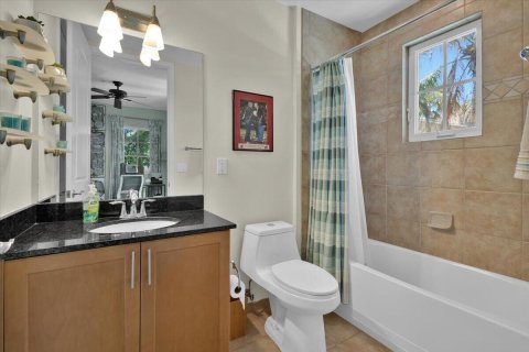 Townhouse in St. Lucie, Florida 3 bedrooms, 140.93 sq.m. № 2187483 - photo 24