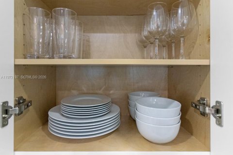 Copropriété à louer à Miami, Floride: 1 chambre, 41.81 m2 № 2042195 - photo 7