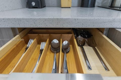 Copropriété à louer à Miami, Floride: 1 chambre, 41.81 m2 № 2042195 - photo 9