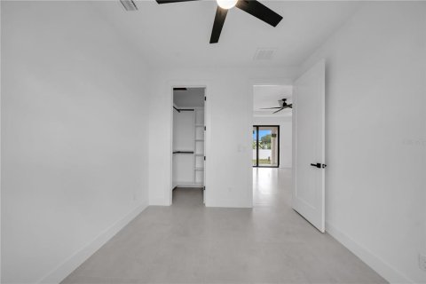 Casa en venta en Lehigh Acres, Florida, 4 dormitorios, 165.18 m2 № 2097214 - foto 21