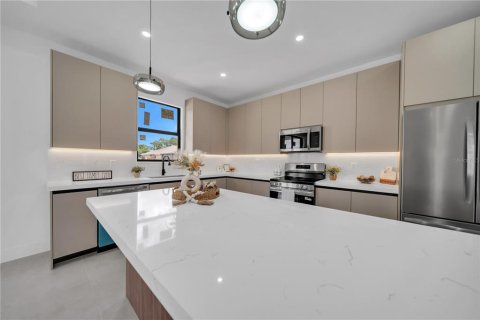 Casa en venta en Lehigh Acres, Florida, 4 dormitorios, 165.18 m2 № 2097214 - foto 10
