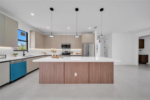Casa en venta en Lehigh Acres, Florida, 4 dormitorios, 165.18 m2 № 2097214 - foto 11