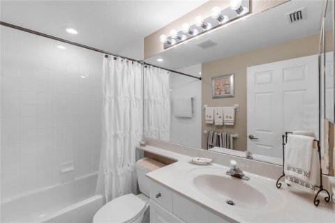 Copropriété à vendre à Bradenton, Floride: 2 chambres, 125.7 m2 № 1687105 - photo 21