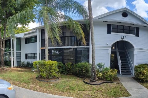 Кондоминиум с 1 спальней в Майами, Флорида № 2015386