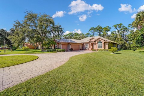 House in St. Lucie, Florida 3 bedrooms, 226.87 sq.m. № 2183073 - photo 5