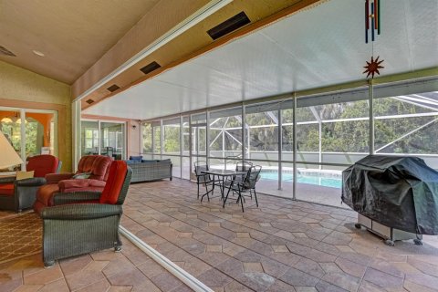 House in St. Lucie, Florida 3 bedrooms, 226.87 sq.m. № 2183073 - photo 23