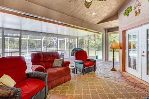 House in St. Lucie, Florida 3 bedrooms, 226.87 sq.m. № 2183073 - photo 22