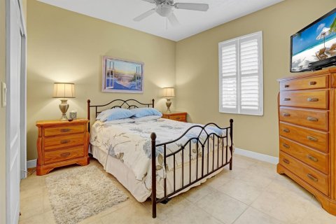 House in St. Lucie, Florida 3 bedrooms, 226.87 sq.m. № 2183073 - photo 30