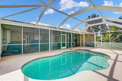 House in St. Lucie, Florida 3 bedrooms, 226.87 sq.m. № 2183073 - photo 27