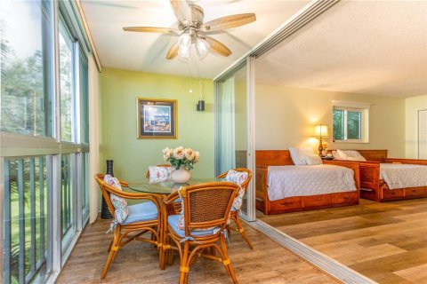 Condominio en venta en Belleair Bluffs, Florida, 2 dormitorios, 136.57 m2 № 2210884 - foto 28