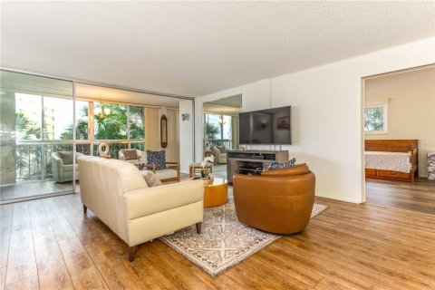 Condominio en venta en Belleair Bluffs, Florida, 2 dormitorios, 136.57 m2 № 2210884 - foto 23