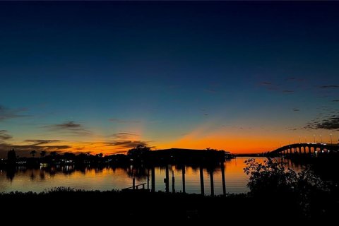Condominio en venta en Belleair Bluffs, Florida, 2 dormitorios, 136.57 m2 № 2210884 - foto 7