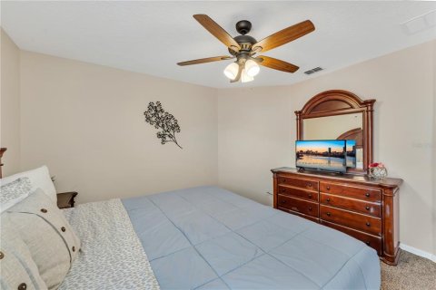 House in Kissimmee, Florida 8 bedrooms, 267.65 sq.m. № 1911128 - photo 25