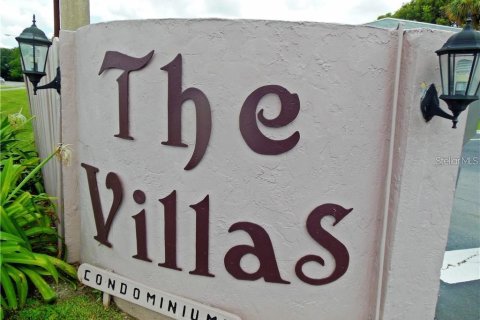 Condo in Orlando, Florida, 1 bedroom  № 2215460 - photo 17