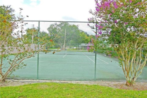 Condo in Orlando, Florida, 1 bedroom  № 2215460 - photo 22