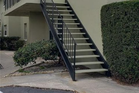 Condo in Orlando, Florida, 1 bedroom  № 2215460 - photo 24