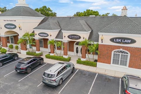 Commercial property in Orlando, Florida 101.64 sq.m. № 2404622 - photo 2