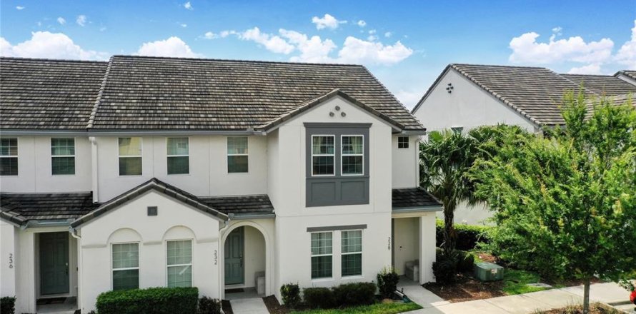 Townhouse in Davenport, Florida 4 bedrooms, 194.54 sq.m. № 1718931