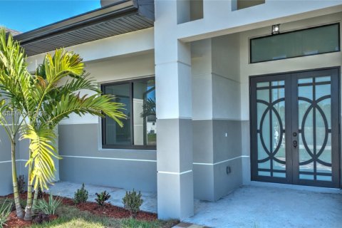 Купить виллу или дом в Лихай-Эйкерс, Флорида 4 спальни, № 2006312 - фото 4