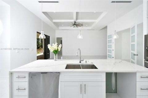 Купить виллу или дом в Лихай-Эйкерс, Флорида 4 спальни, № 2006312 - фото 10