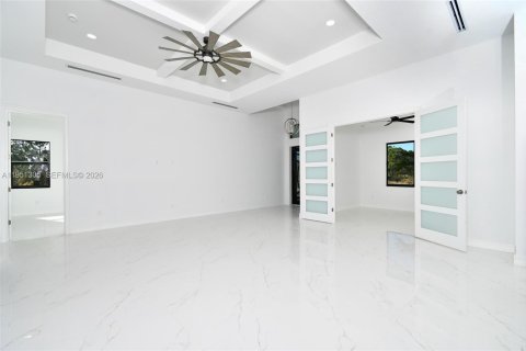 Купить виллу или дом в Лихай-Эйкерс, Флорида 4 спальни, № 2006312 - фото 16