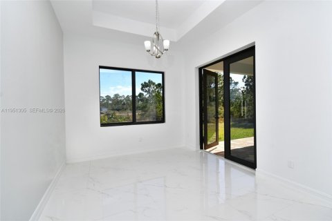 Купить виллу или дом в Лихай-Эйкерс, Флорида 4 спальни, № 2006312 - фото 14