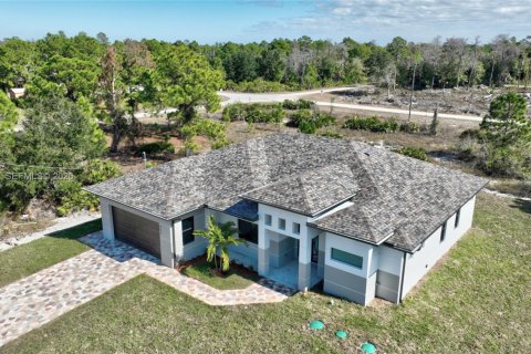 Купить виллу или дом в Лихай-Эйкерс, Флорида 4 спальни, № 2006312 - фото 3