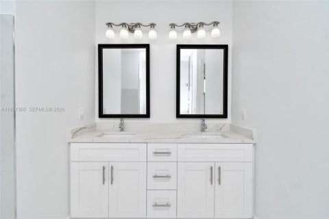 Купить виллу или дом в Лихай-Эйкерс, Флорида 4 спальни, № 2006312 - фото 25