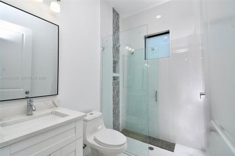 Купить виллу или дом в Лихай-Эйкерс, Флорида 4 спальни, № 2006312 - фото 28