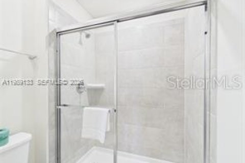 Commercial property in Davenport, Florida 5 bedrooms, 213.02 sq.m. № 2099017 - photo 28