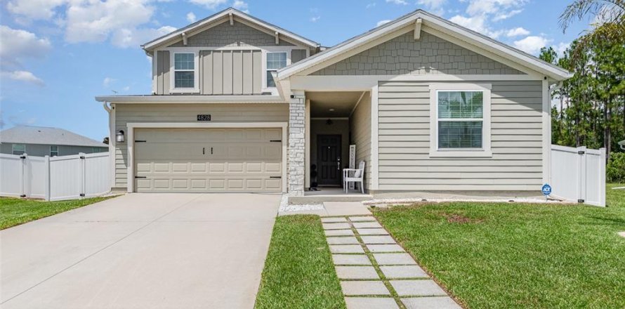 House in Mount Dora, Florida 5 bedrooms, 298.59 sq.m. № 1829715