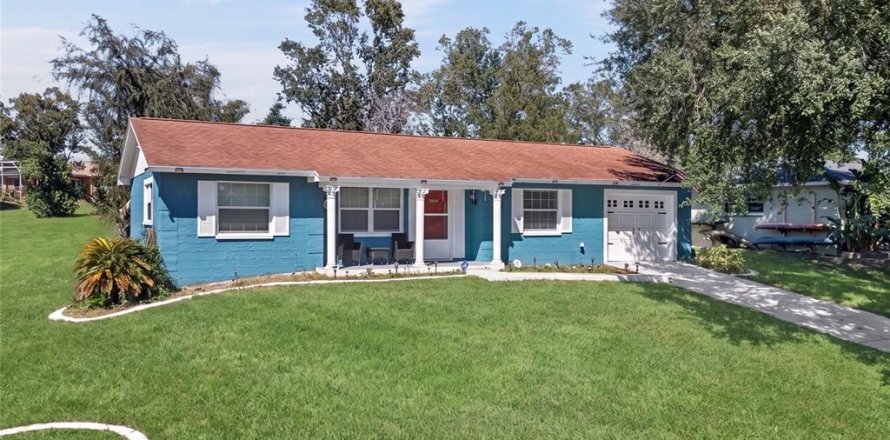 Villa ou maison à Spring Hill, Floride 2 chambres, 96.25 m2 № 2396822