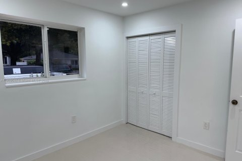 Снять в аренду виллу или дом в Майами, Флорида 2 спальни, 139.35м2, № 1964407 - фото 11