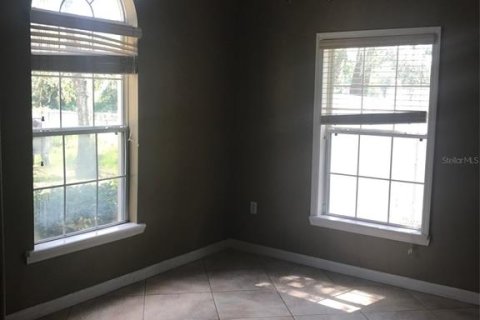 Villa ou maison à louer à Orlando, Floride: 4 chambres, 241.92 m2 № 2108608 - photo 3
