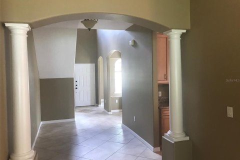 Villa ou maison à louer à Orlando, Floride: 4 chambres, 241.92 m2 № 2108608 - photo 6