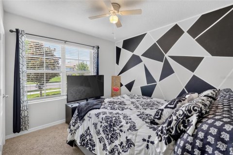 House in Davenport, Florida 4 bedrooms, 173.45 sq.m. № 2226020 - photo 6