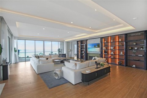 Copropriété à louer à Longboat Key, Floride: 4 chambres, 495.54 m2 № 2156237 - photo 3