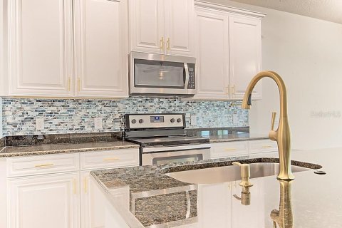 Villa ou maison à louer à Orlando, Floride: 4 chambres, 293.85 m2 № 1869752 - photo 7