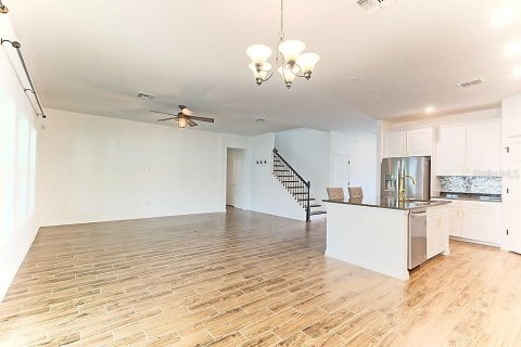 Villa ou maison à louer à Orlando, Floride: 4 chambres, 293.85 m2 № 1869752 - photo 4