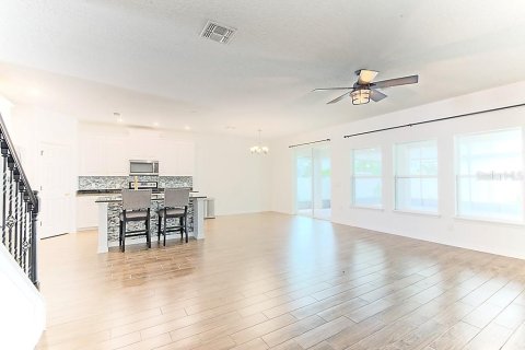 Villa ou maison à louer à Orlando, Floride: 4 chambres, 293.85 m2 № 1869752 - photo 5