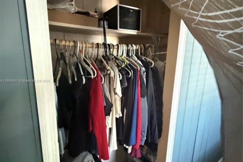 Villa ou maison à vendre à Miramar, Floride: 2 chambres, 66.89 m2 № 1933915 - photo 13