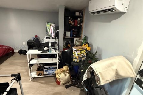 Villa ou maison à vendre à Miramar, Floride: 2 chambres, 66.89 m2 № 1933915 - photo 18