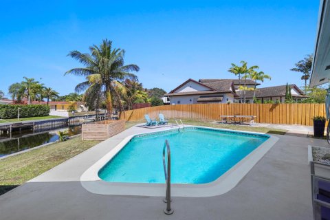 Casa en venta en Lake Worth, Florida, 3 dormitorios, 233.46 m2 № 2087831 - foto 18