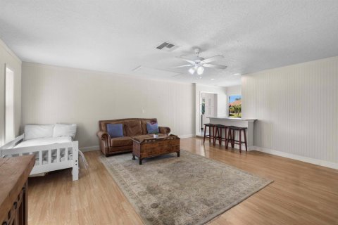 Casa en venta en Lake Worth, Florida, 3 dormitorios, 233.46 m2 № 2087831 - foto 16