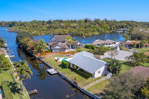 Casa en venta en Lake Worth, Florida, 3 dormitorios, 233.46 m2 № 2087831 - foto 2