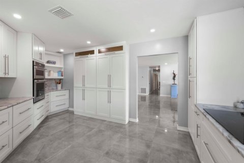 Casa en venta en Lake Worth, Florida, 3 dormitorios, 233.46 m2 № 2087831 - foto 22