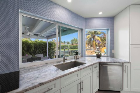 Casa en venta en Lake Worth, Florida, 3 dormitorios, 233.46 m2 № 2087831 - foto 10