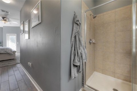 Townhouse in Tampa, Florida 4 bedrooms, 212.65 sq.m. № 1716829 - photo 28
